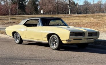 Pontiac-GTO-1968-Convertible