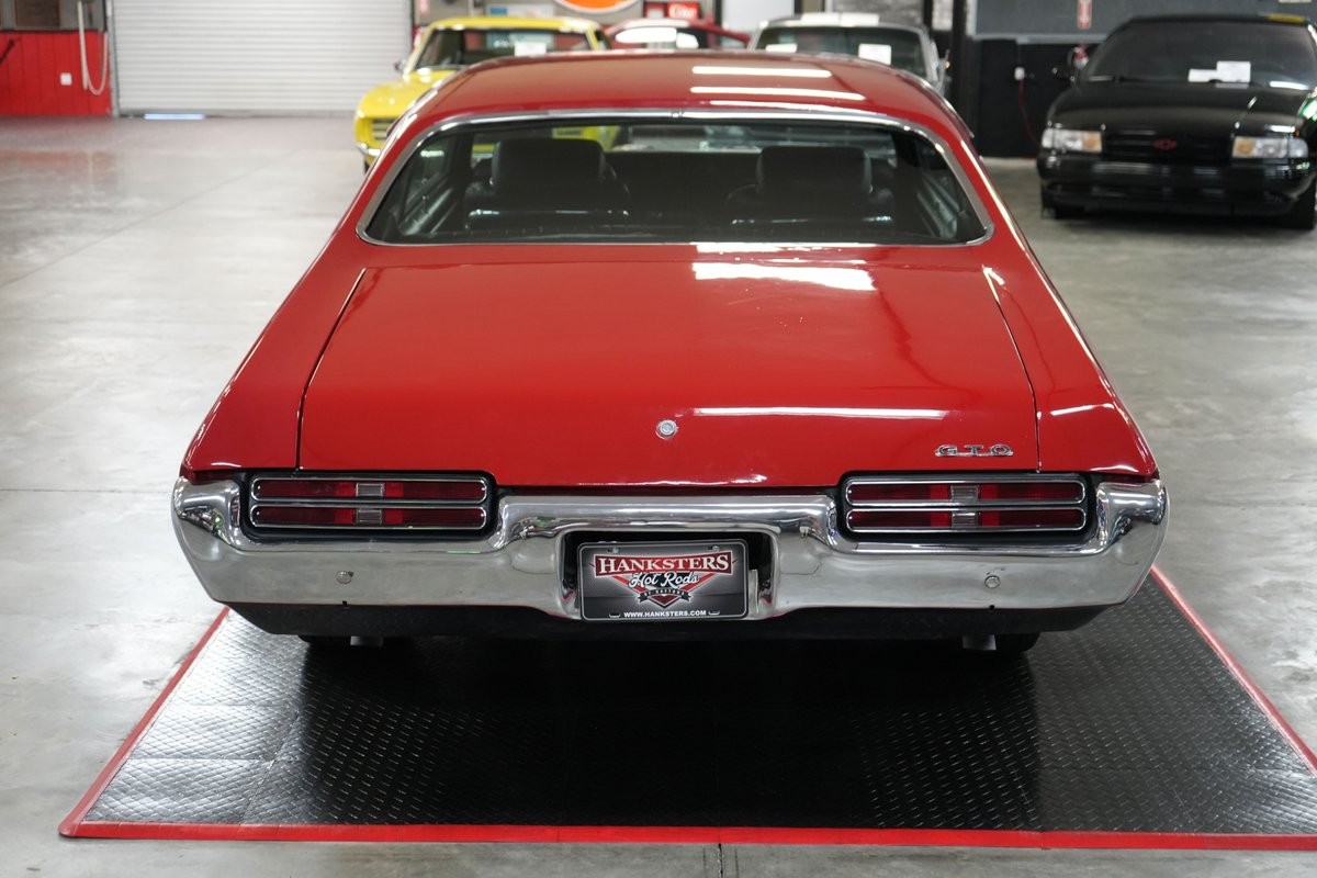 Pontiac-GTO-1969-Coupe-4