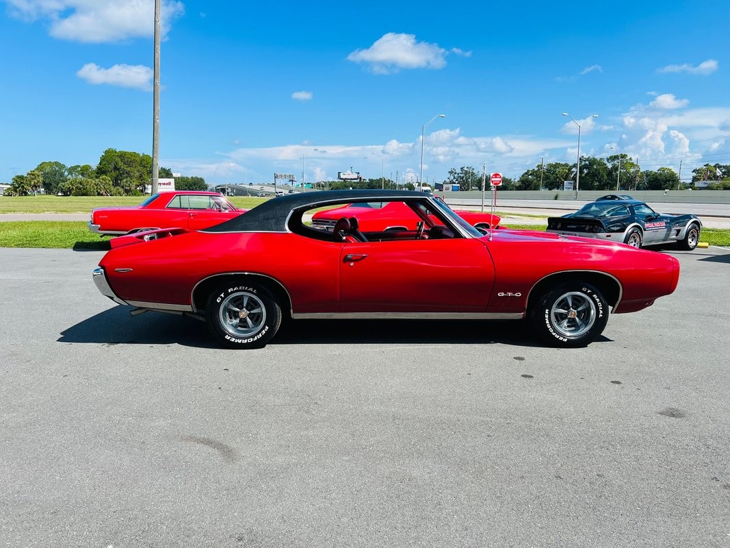 Pontiac-GTO-1969-Coupe-6