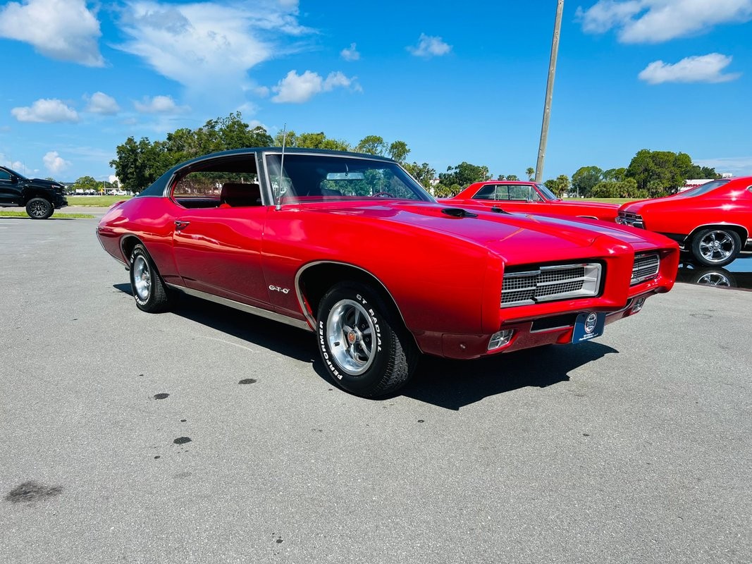Pontiac-GTO-1969-Coupe-7