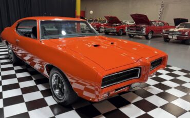 Pontiac-GTO-1969-Coupe-9