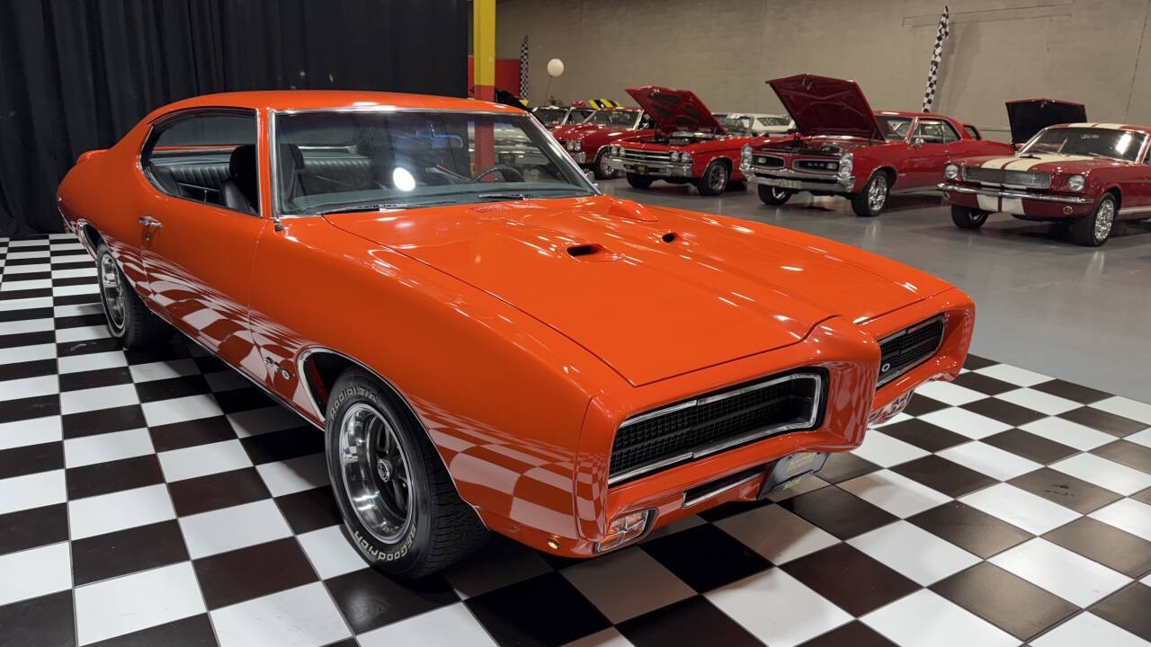 Pontiac-GTO-1969-Coupe-9