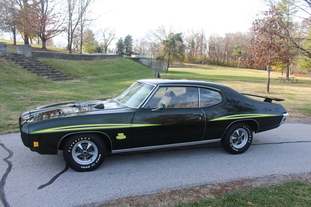 Pontiac-GTO-1970-Coupe-19