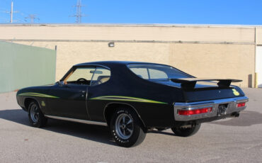 Pontiac-GTO-1970-Coupe-5
