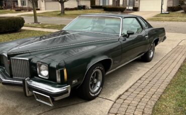 Pontiac-Grand-Prix-1974-Coupe-1