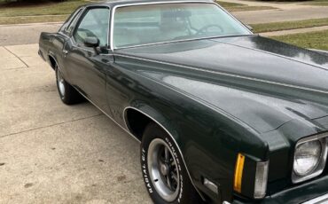 Pontiac-Grand-Prix-1974-Coupe-2