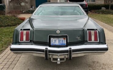 Pontiac-Grand-Prix-1974-Coupe-4