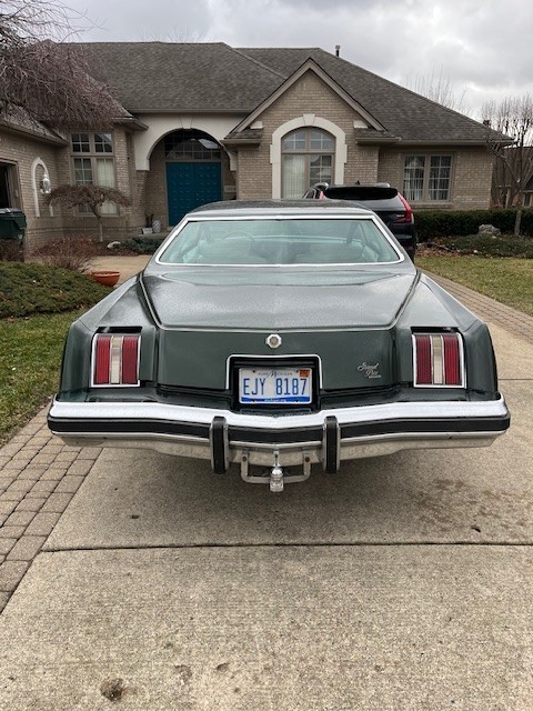 Pontiac-Grand-Prix-1974-Coupe-4