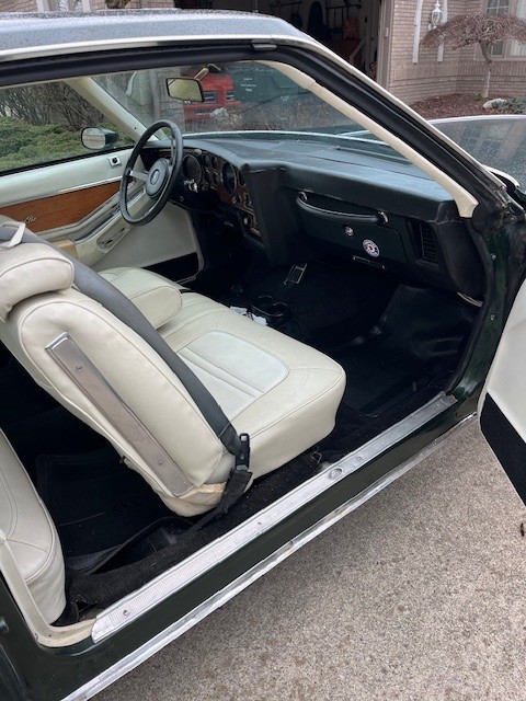 Pontiac-Grand-Prix-1974-Coupe-5