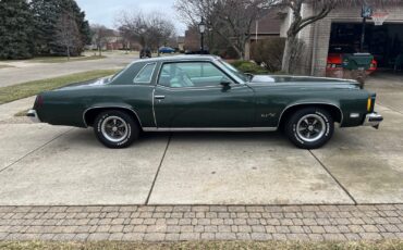 Pontiac-Grand-Prix-1974-Coupe-6