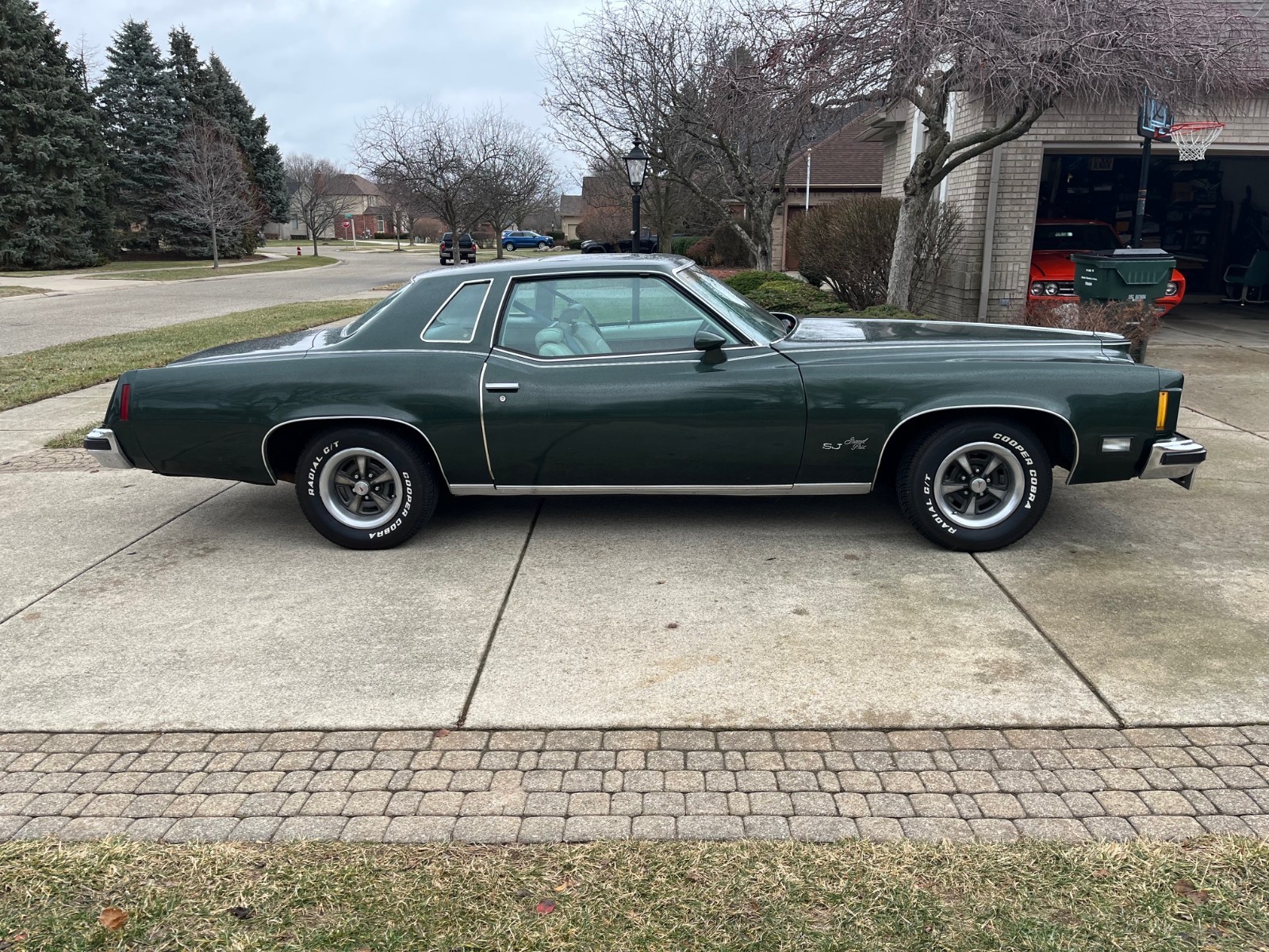 Pontiac-Grand-Prix-1974-Coupe-6