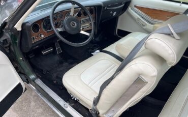 Pontiac-Grand-Prix-1974-Coupe-8