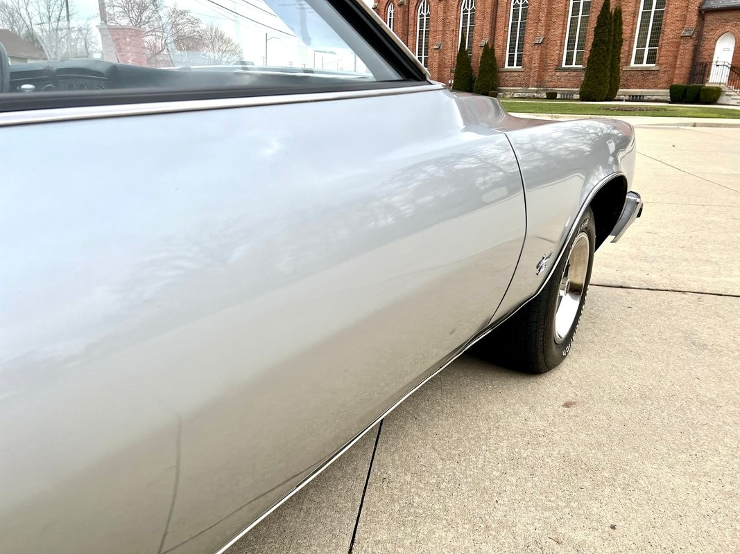 Pontiac-Grand-Prix-1976-Coupe-31