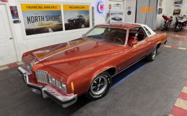 Pontiac-Grand-Prix-1977-2-Door-1