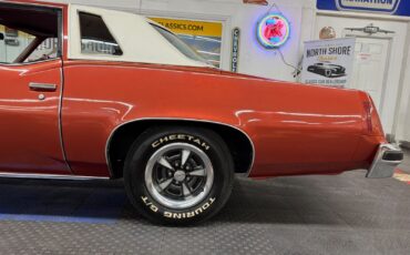 Pontiac-Grand-Prix-1977-2-Door-21