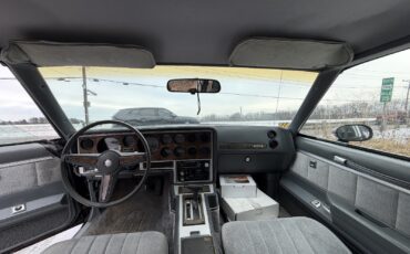 Pontiac-Grand-Prix-1987-Coupe-7