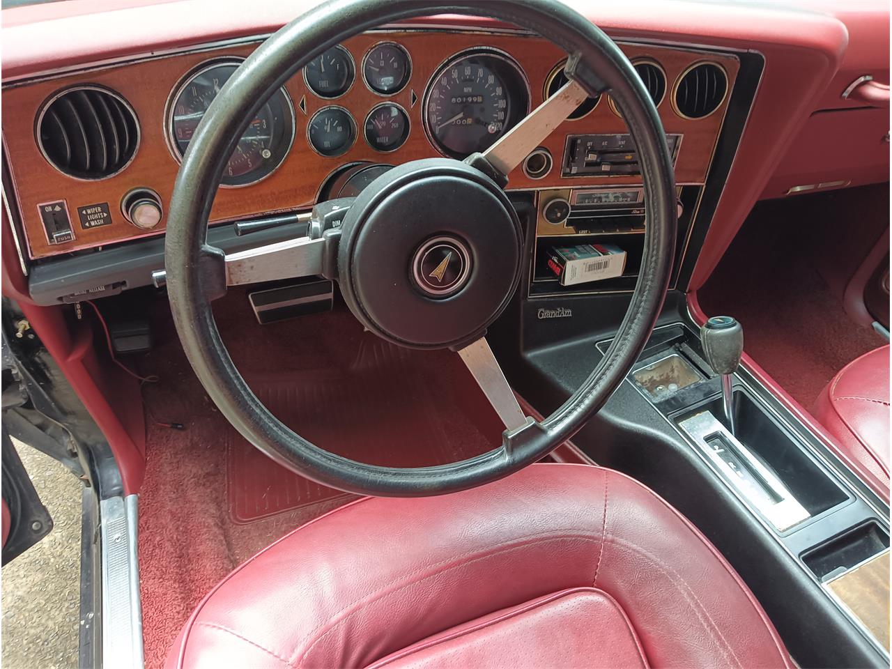 Pontiac-Grand-am-1973-black-red-18