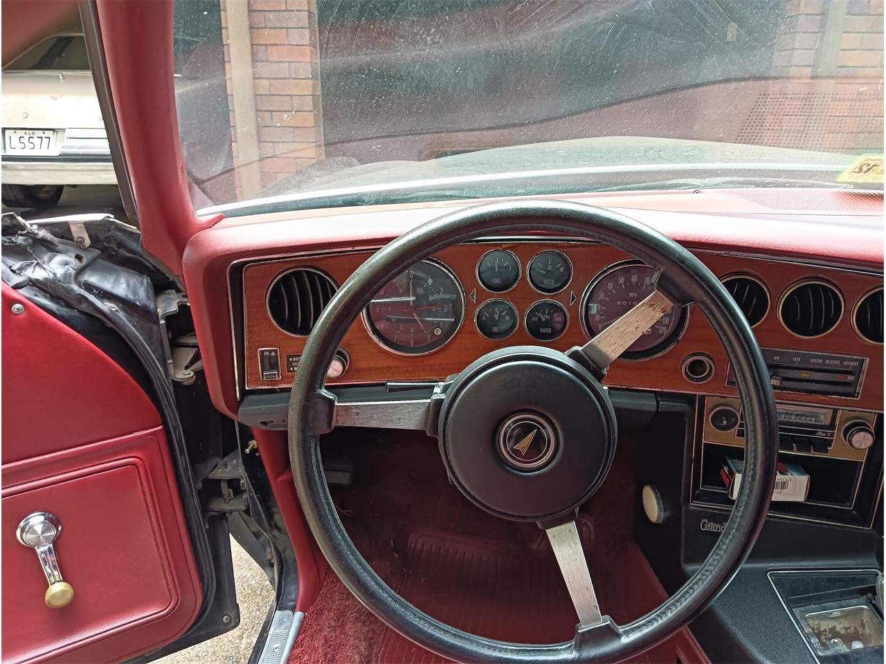 Pontiac-Grand-am-1973-black-red-19