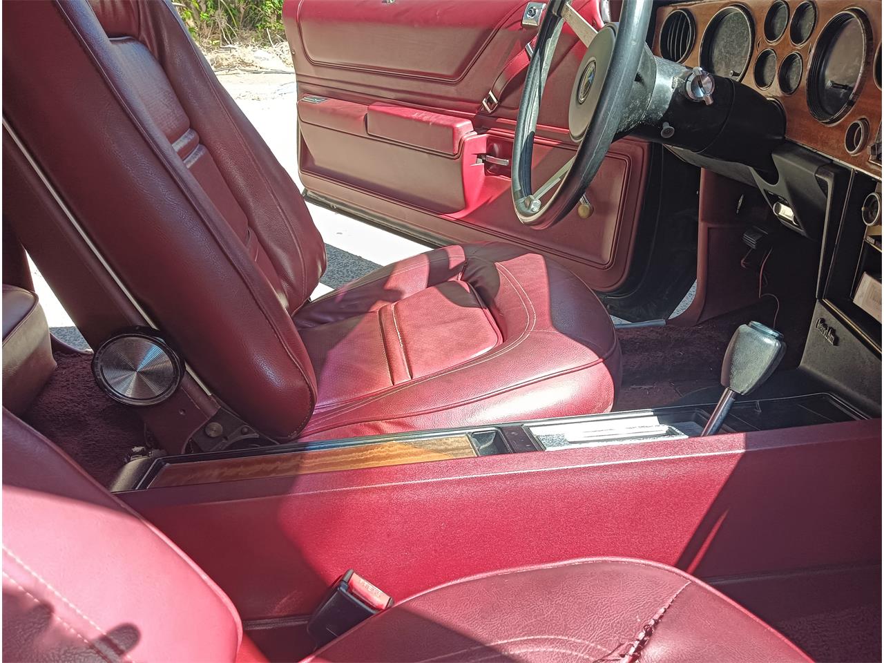 Pontiac-Grand-am-1973-black-red-24