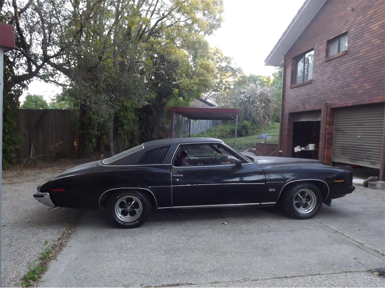 Pontiac-Grand-am-1973-black-red-5