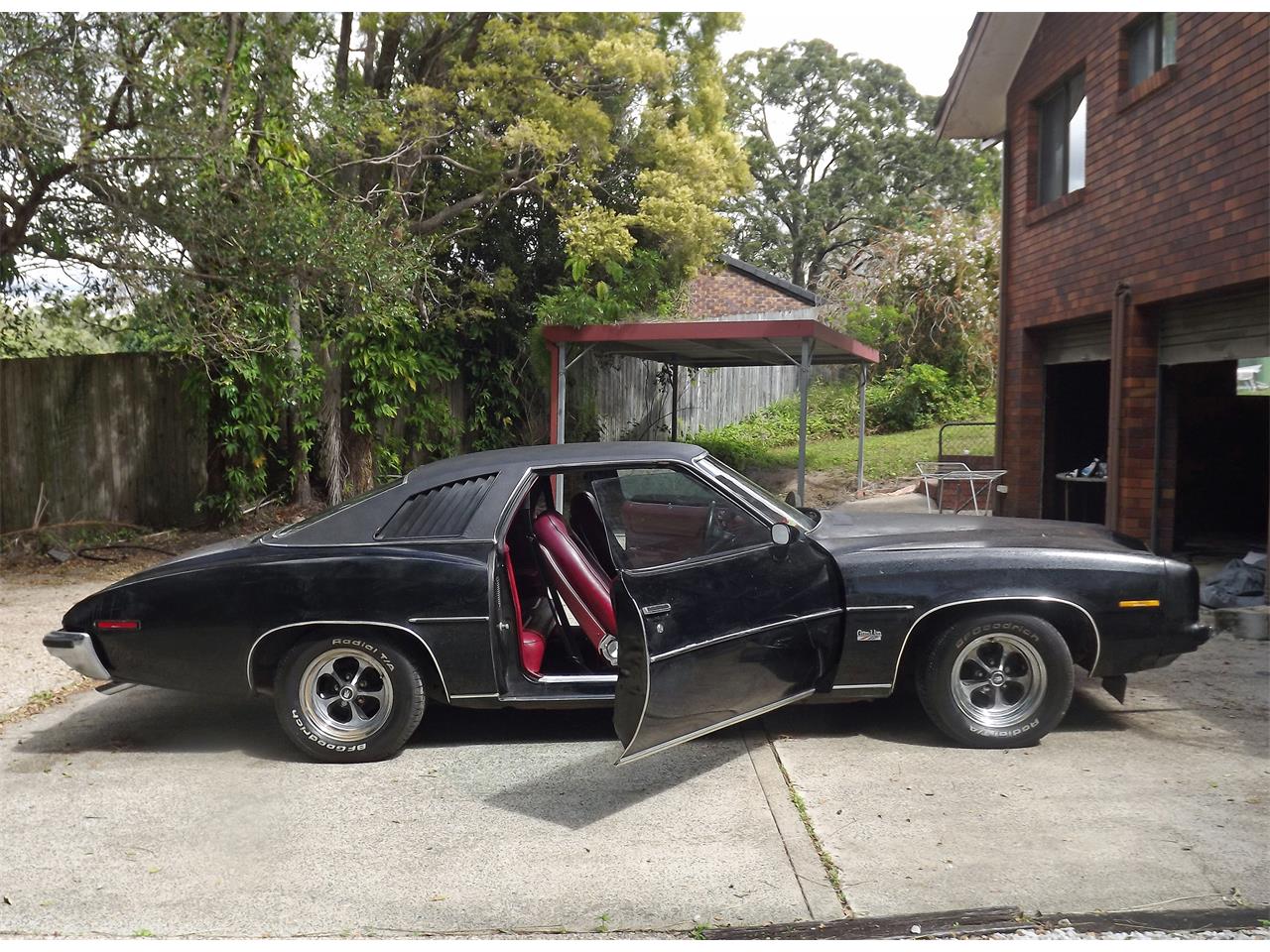 Pontiac-Grand-am-1973-black-red-8