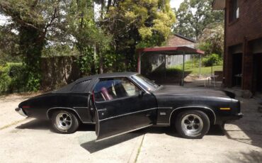 Pontiac-Grand-am-1973-black-red-9
