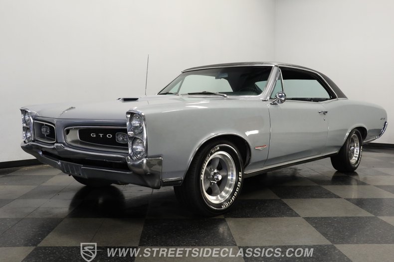 Pontiac-Gto-1966-Silver-Black-1
