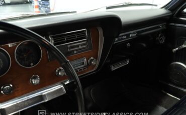 Pontiac-Gto-1966-Silver-Black-10