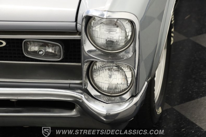 Pontiac-Gto-1966-Silver-Black-27