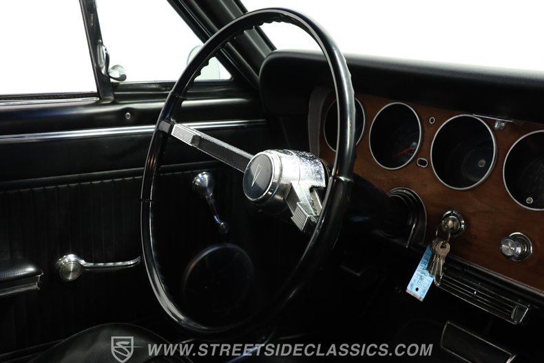 Pontiac-Gto-1966-Silver-Black-46