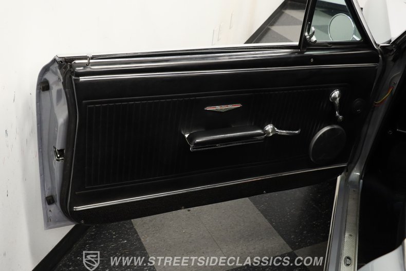 Pontiac-Gto-1966-Silver-Black-48