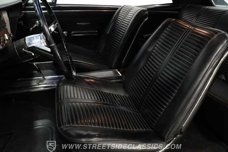 Pontiac-Gto-1966-Silver-Black-5