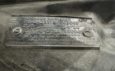 Pontiac-Gto-1970-Dark-Brown-Black-15