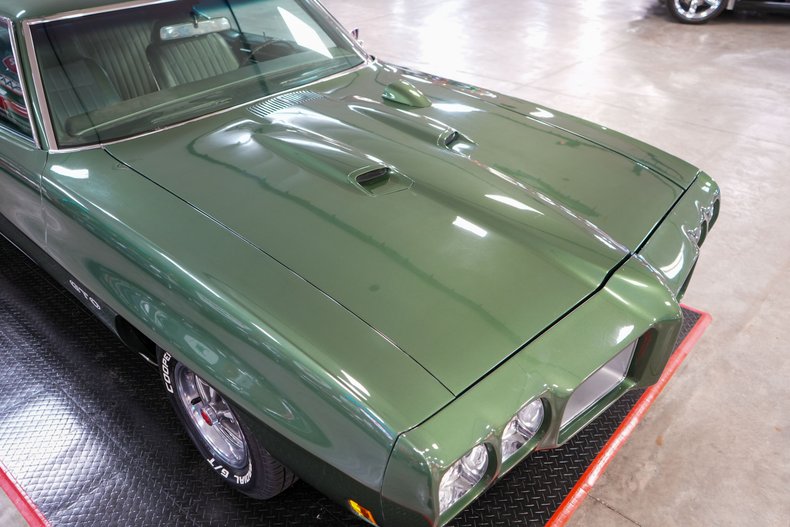 Pontiac-Gto-1970-Green-Green-37