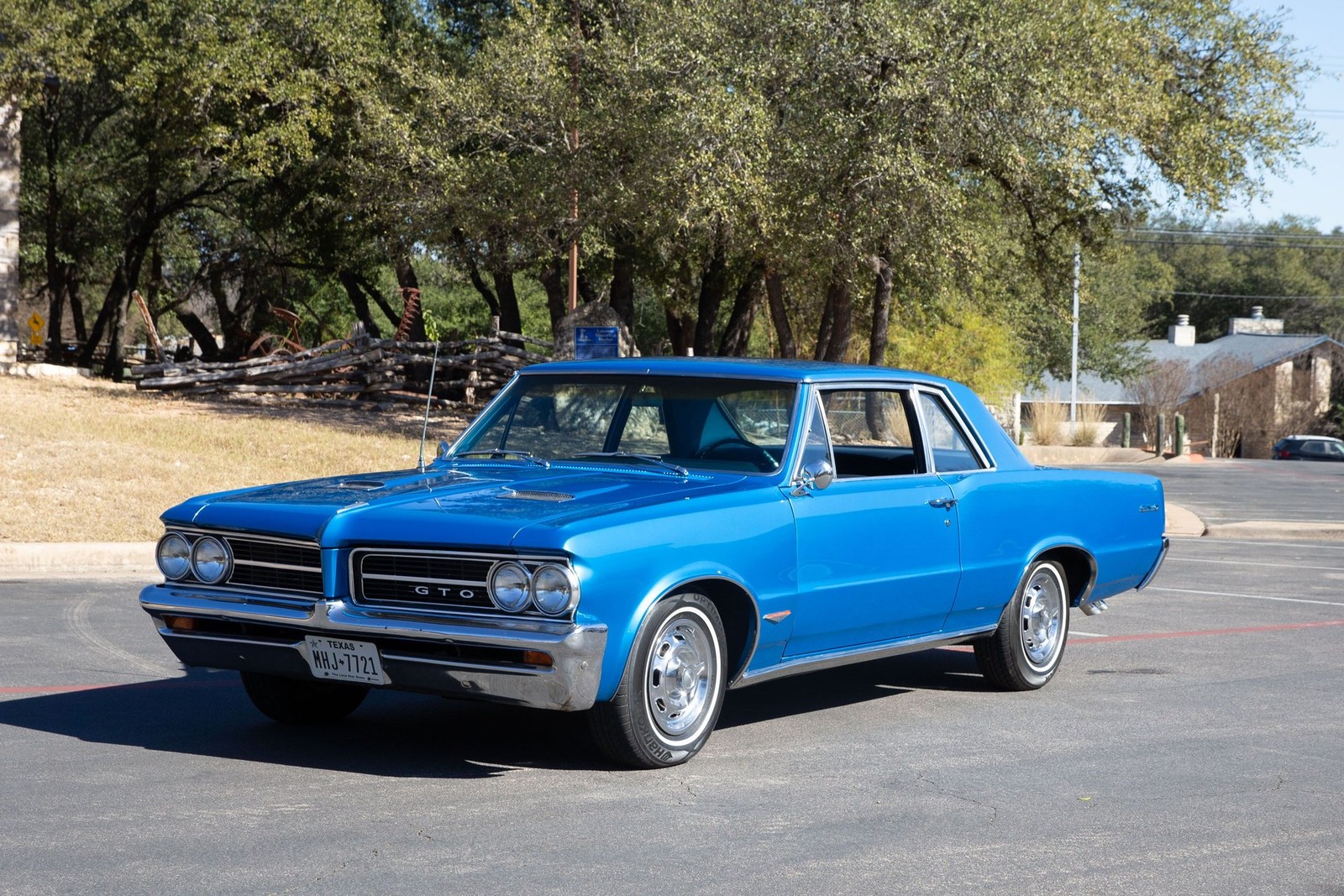 Pontiac-Le-Mans-1964-Coupe-12