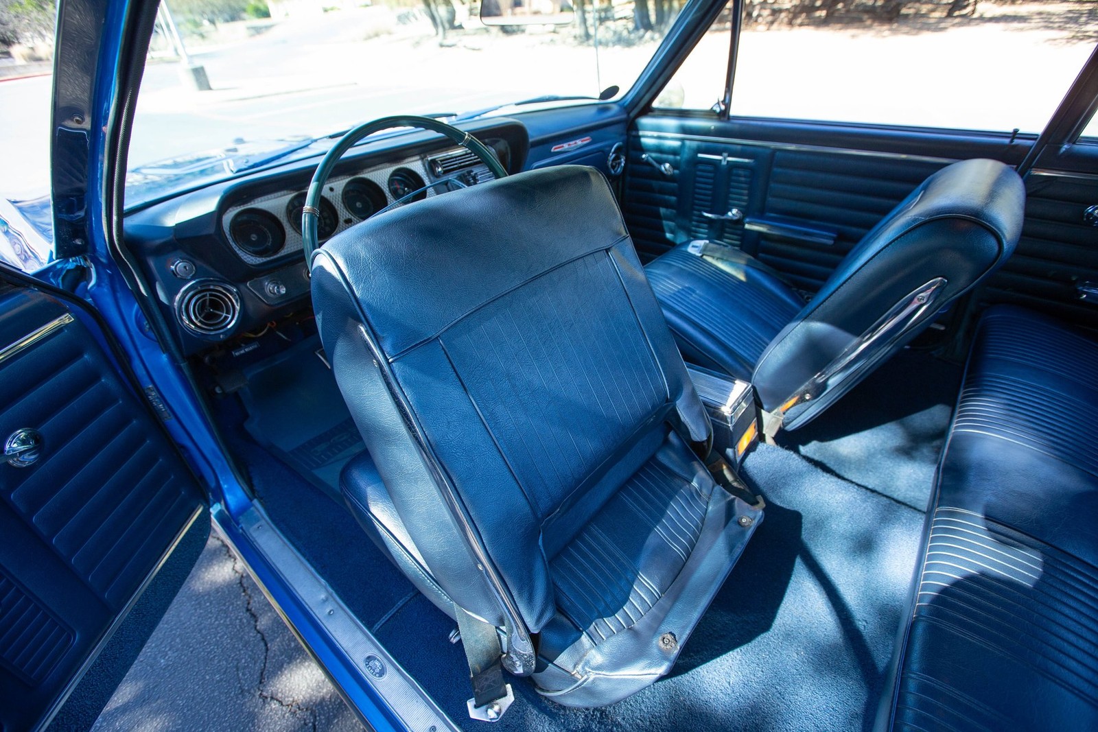 Pontiac-Le-Mans-1964-Coupe-23