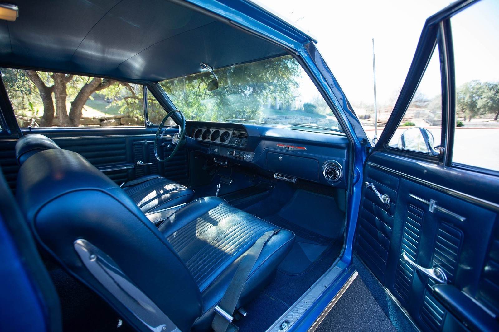 Pontiac-Le-Mans-1964-Coupe-4