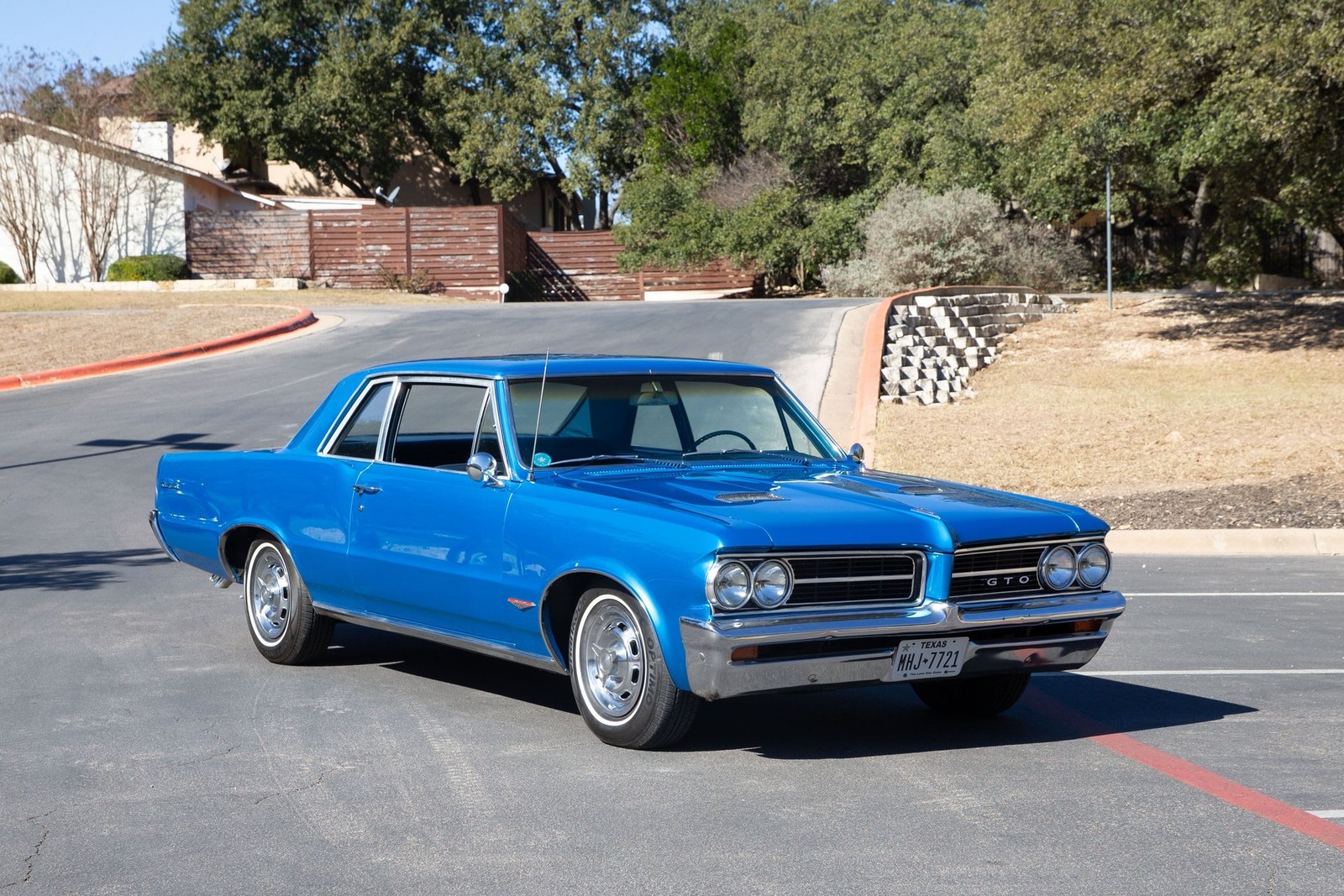 Pontiac-Le-Mans-1964-Coupe