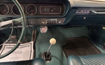 Pontiac-Le-Mans-1965-2-Door-37