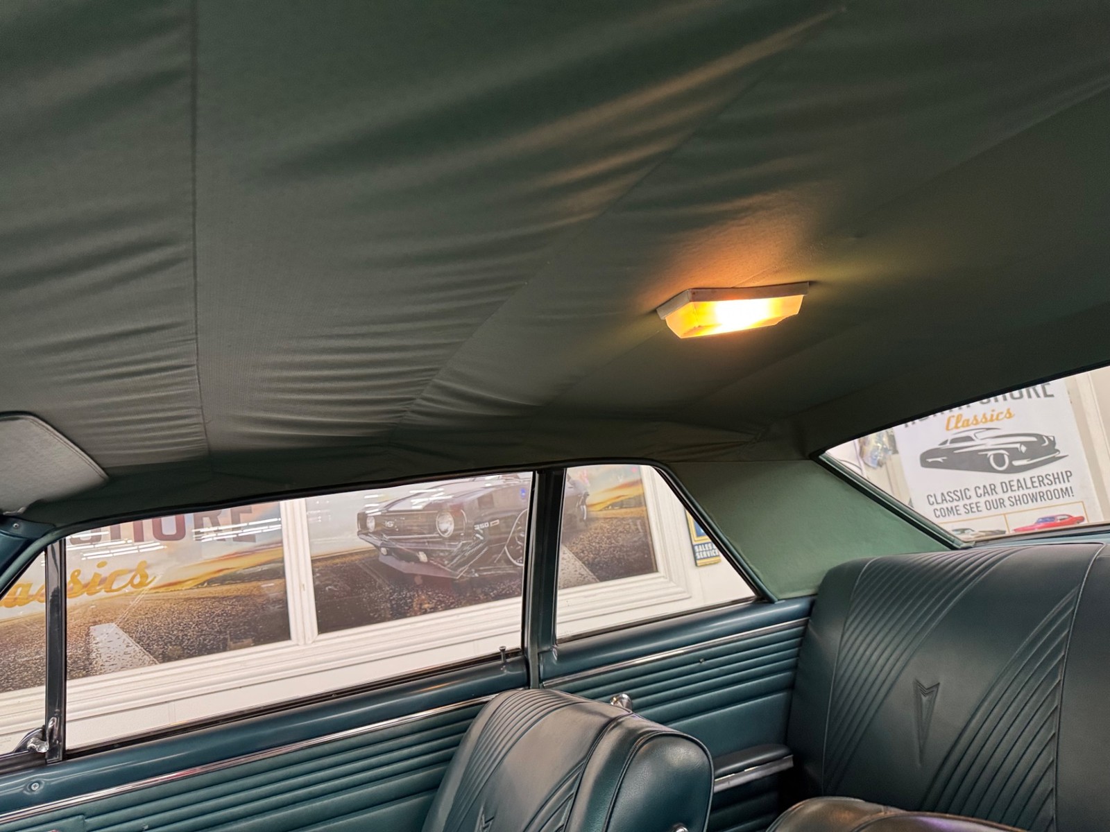 Pontiac-Le-Mans-1965-2-Door-39