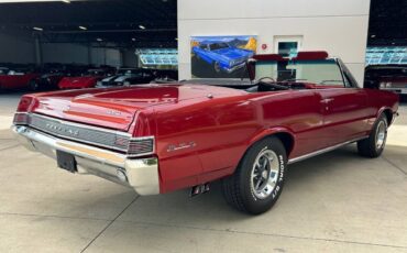 Pontiac-Le-Mans-1965-Wagon-4