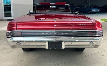 Pontiac-Le-Mans-1965-Wagon-5