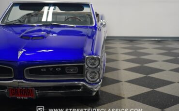 Pontiac-Le-Mans-1966-Convertible-23