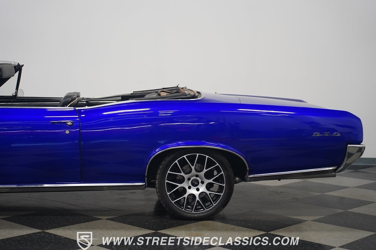 Pontiac-Le-Mans-1966-Convertible-27