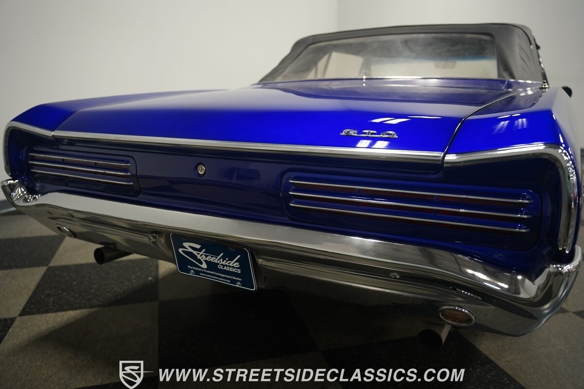 Pontiac-Le-Mans-1966-Convertible-30