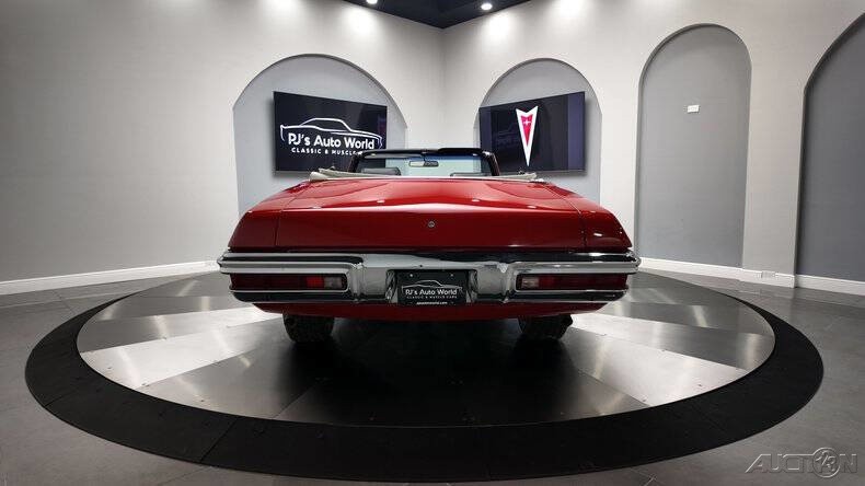 Pontiac-Le-Mans-1972-16