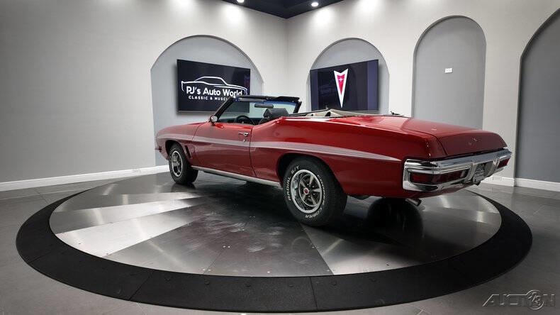 Pontiac-Le-Mans-1972-3