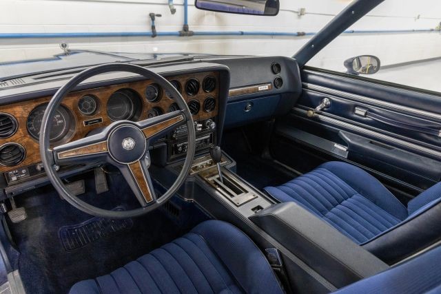 Pontiac-Le-Mans-1980-Coupe-11