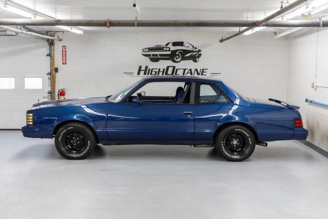 Pontiac-Le-Mans-1980-Coupe-2