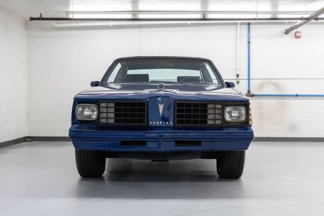 Pontiac-Le-Mans-1980-Coupe-8